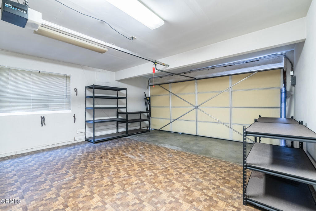 6206 Newcastle Avenue