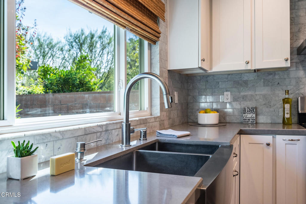 6206 Newcastle Avenue