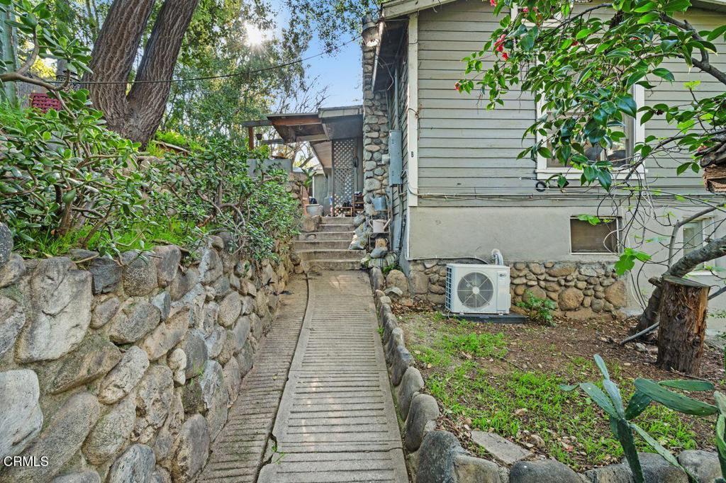 109 Marmion Way