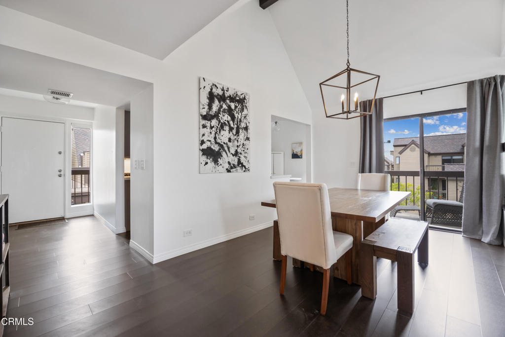 835 S Lucerne Boulevard 301