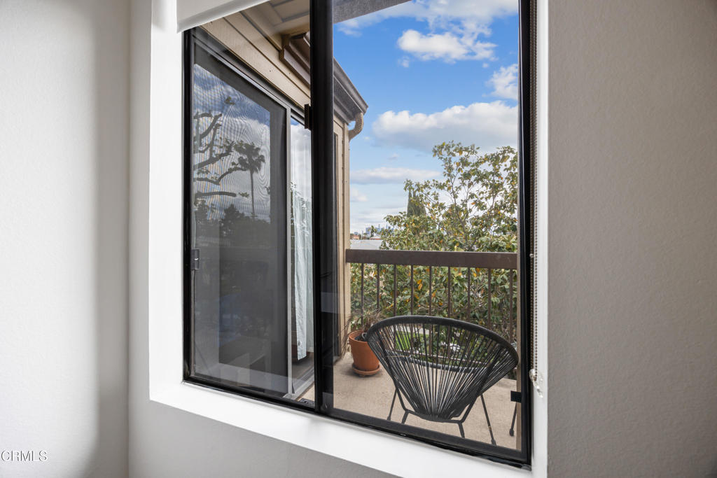 835 S Lucerne Boulevard 301