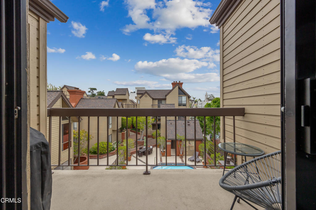 835 S Lucerne Boulevard 301