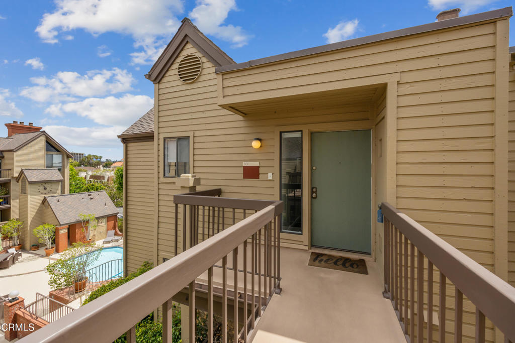 835 S Lucerne Boulevard 301