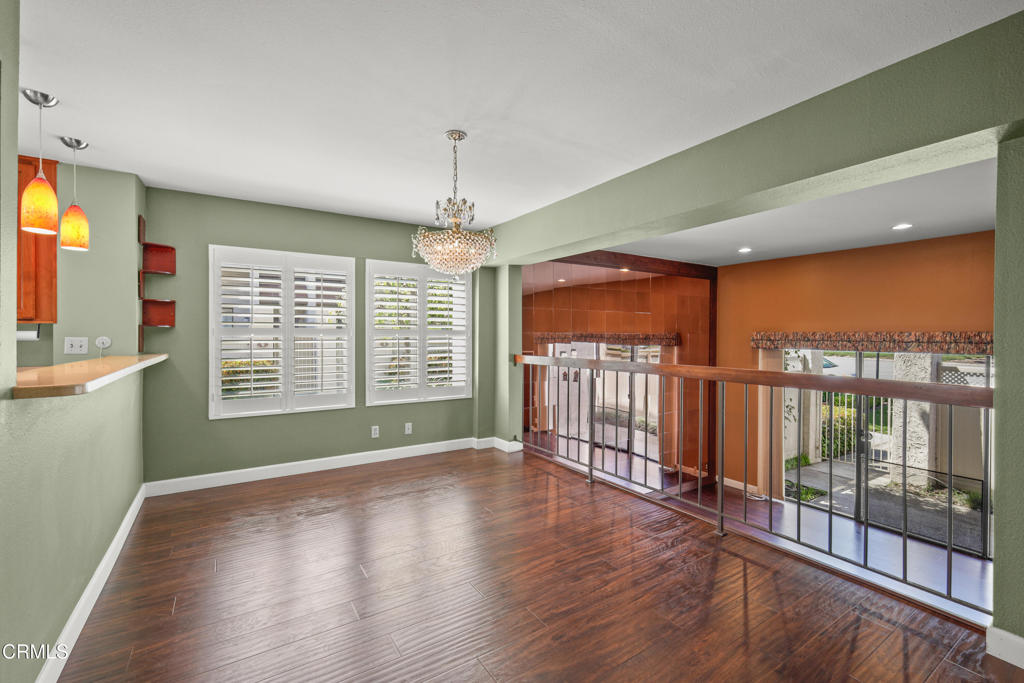 848 W Huntington Drive 4