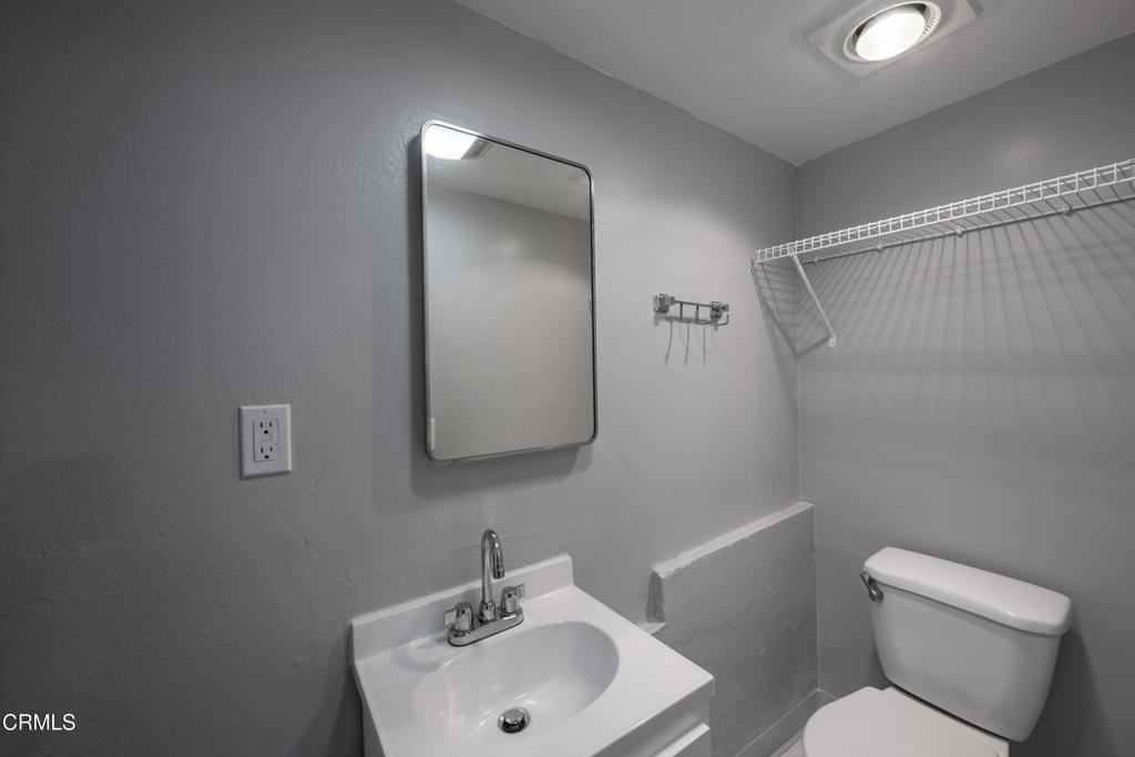 2728 N Eastern Avenue