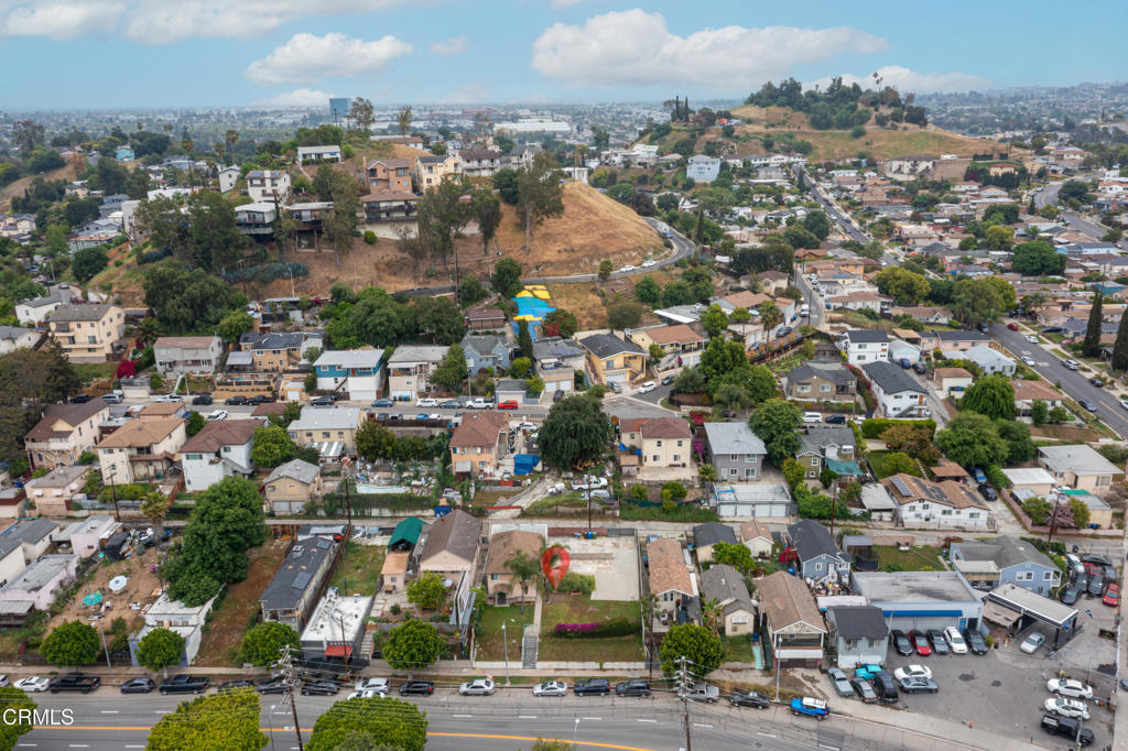 2728 N Eastern Avenue