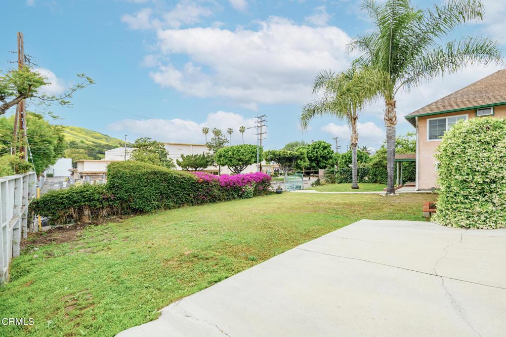 2728 N Eastern Avenue