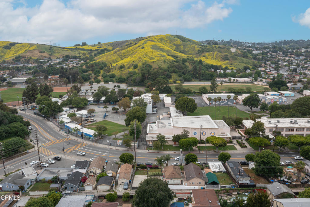 2728 N Eastern Avenue