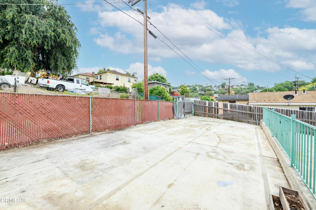 2728 N Eastern Avenue