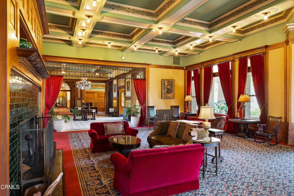 99 S Raymond Avenue 409