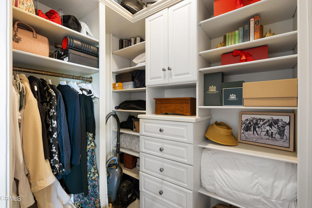 99 S Raymond Avenue 409