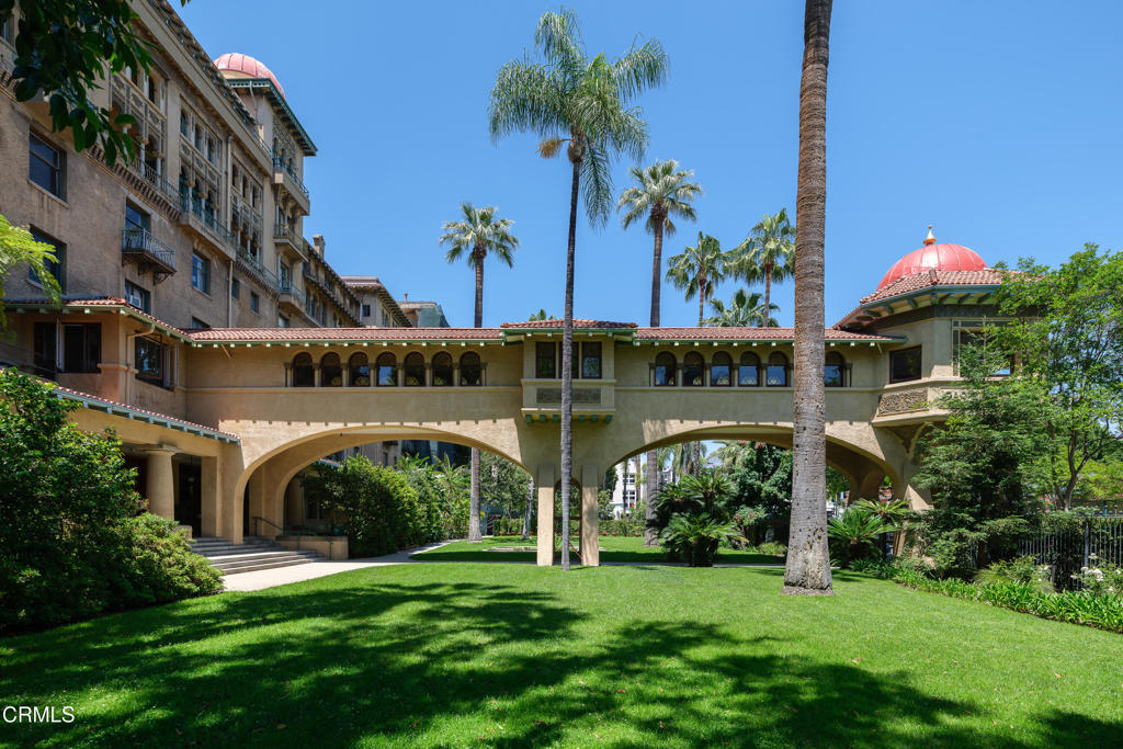 99 S Raymond Avenue 409