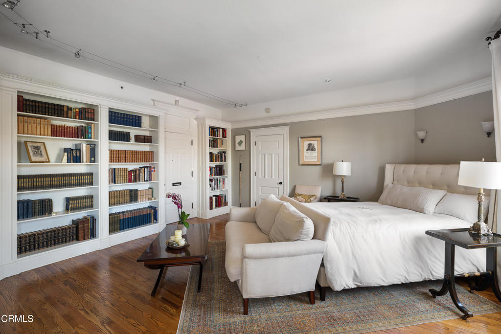 99 S Raymond Avenue 409