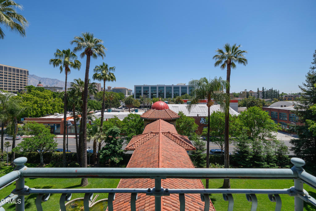 99 S Raymond Avenue 409