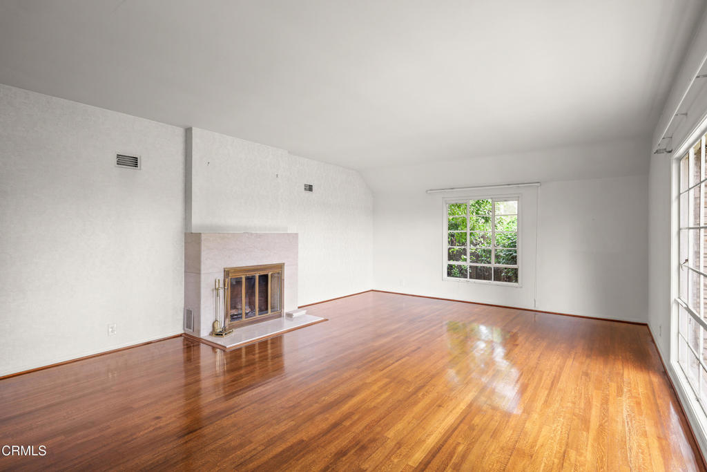 2975 Shakespeare Drive