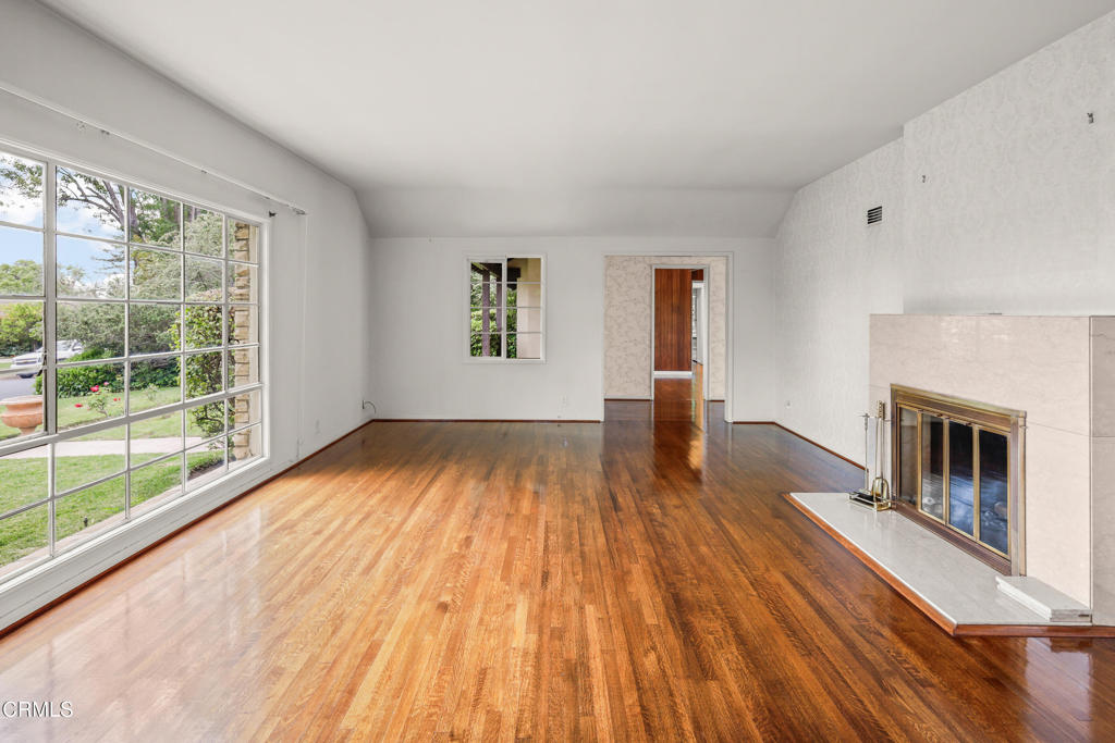 2975 Shakespeare Drive