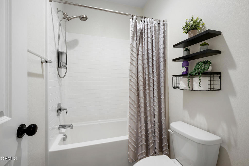 17837 Grapevine Lane