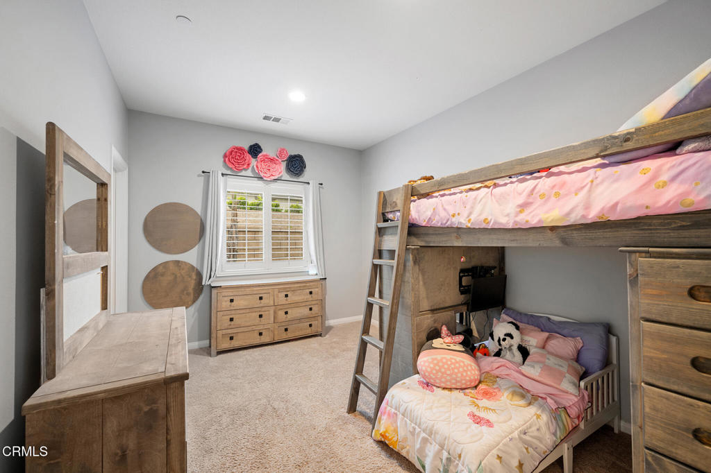 17837 Grapevine Lane