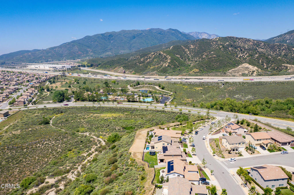 17837 Grapevine Lane