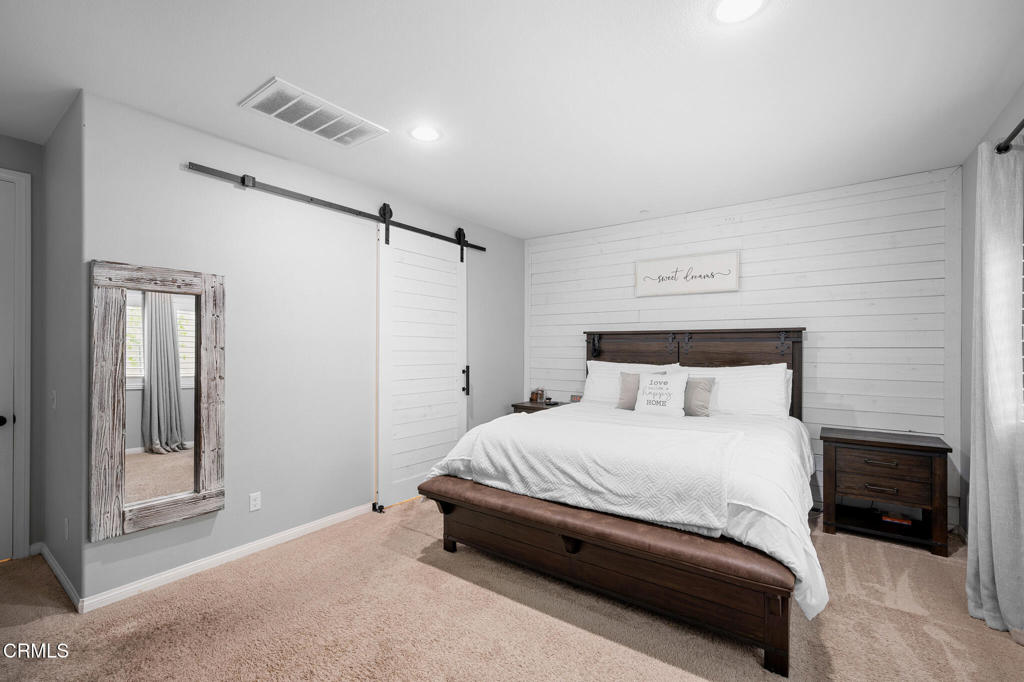 17837 Grapevine Lane