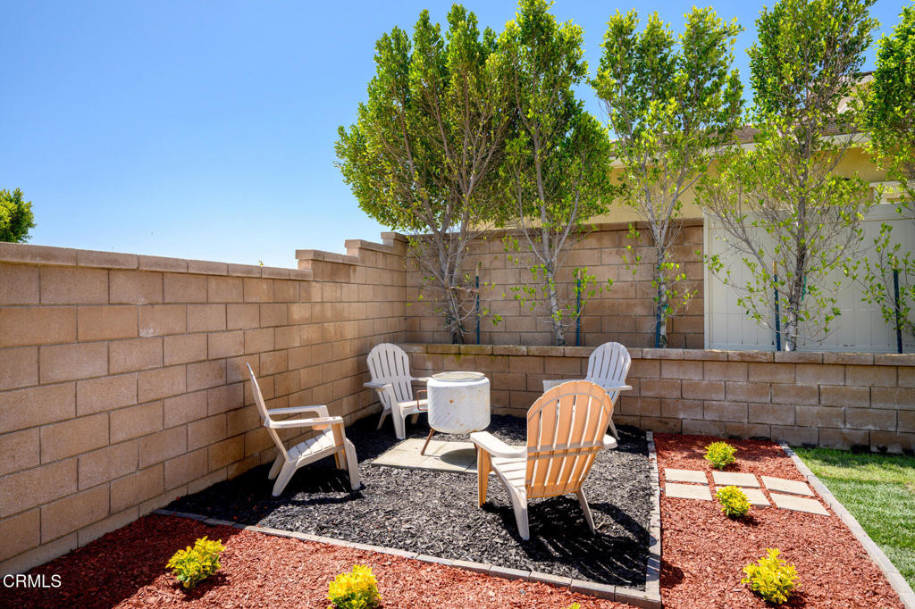 17837 Grapevine Lane