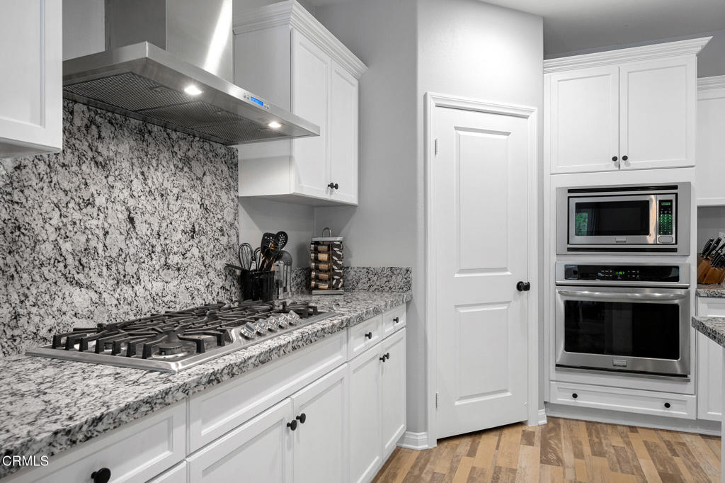 17837 Grapevine Lane