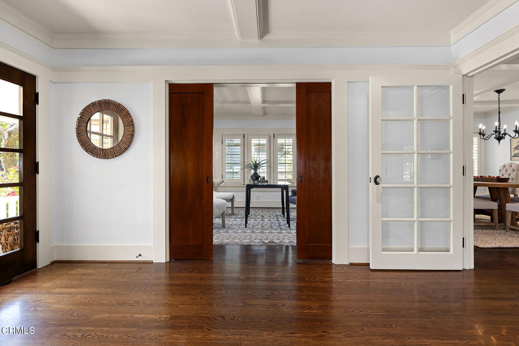 1122 Stratford Avenue