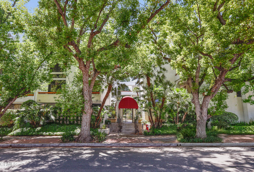 500 E Del Mar Boulevard 24