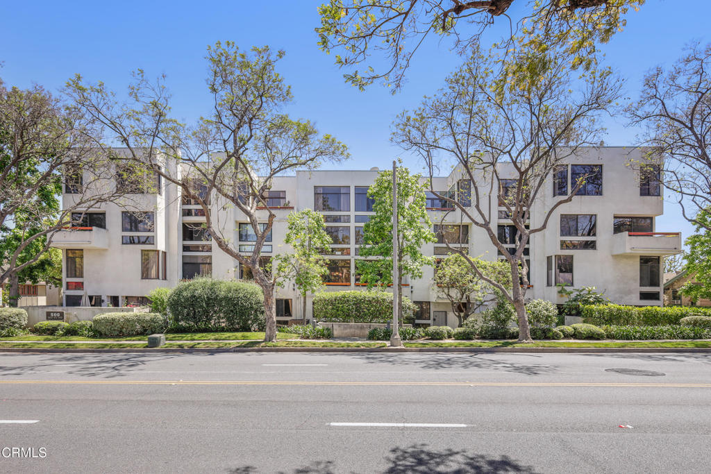 500 E Del Mar Boulevard 24