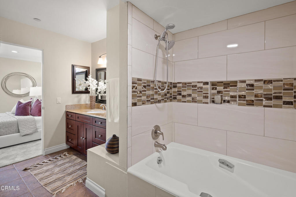 500 E Del Mar Boulevard 24