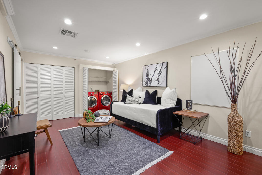 500 E Del Mar Boulevard 24