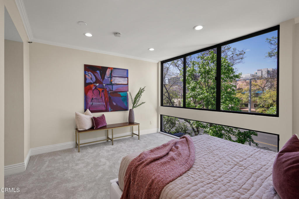 500 E Del Mar Boulevard 24