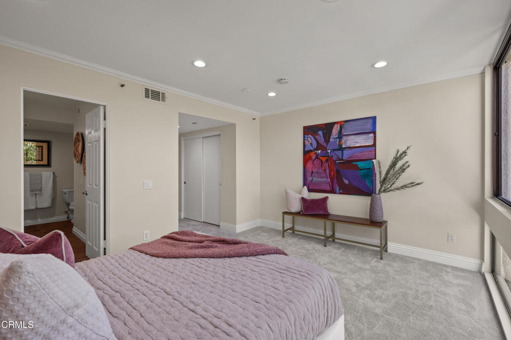 500 E Del Mar Boulevard 24