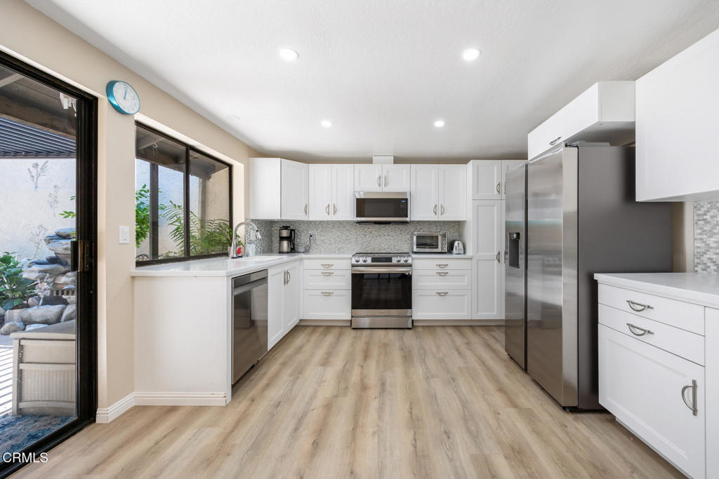 286 W Montecito Avenue K