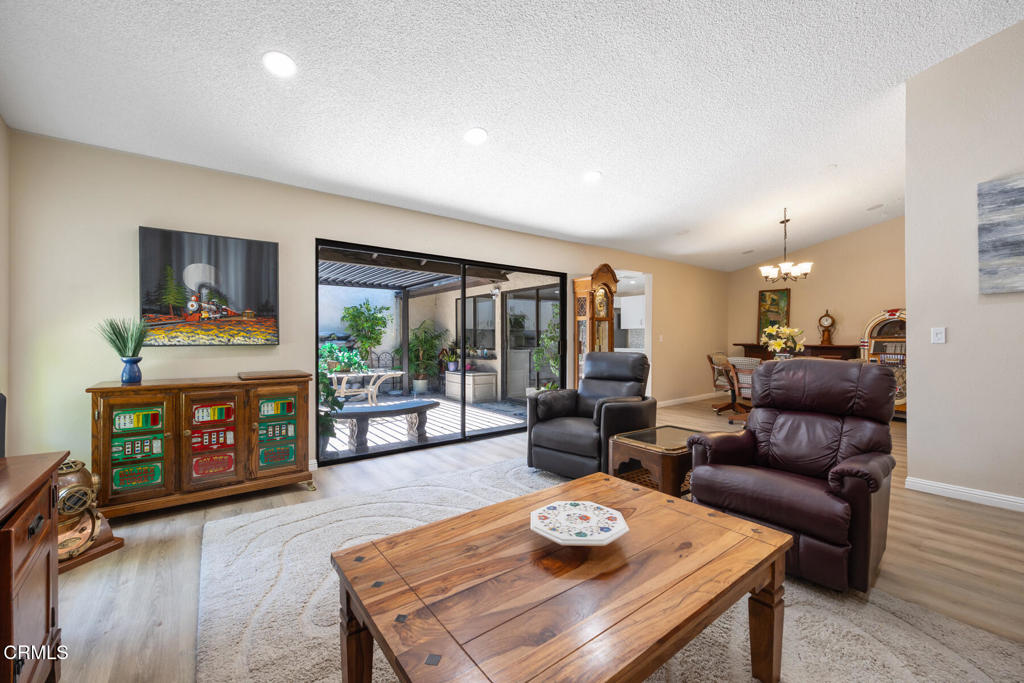 286 W Montecito Avenue K