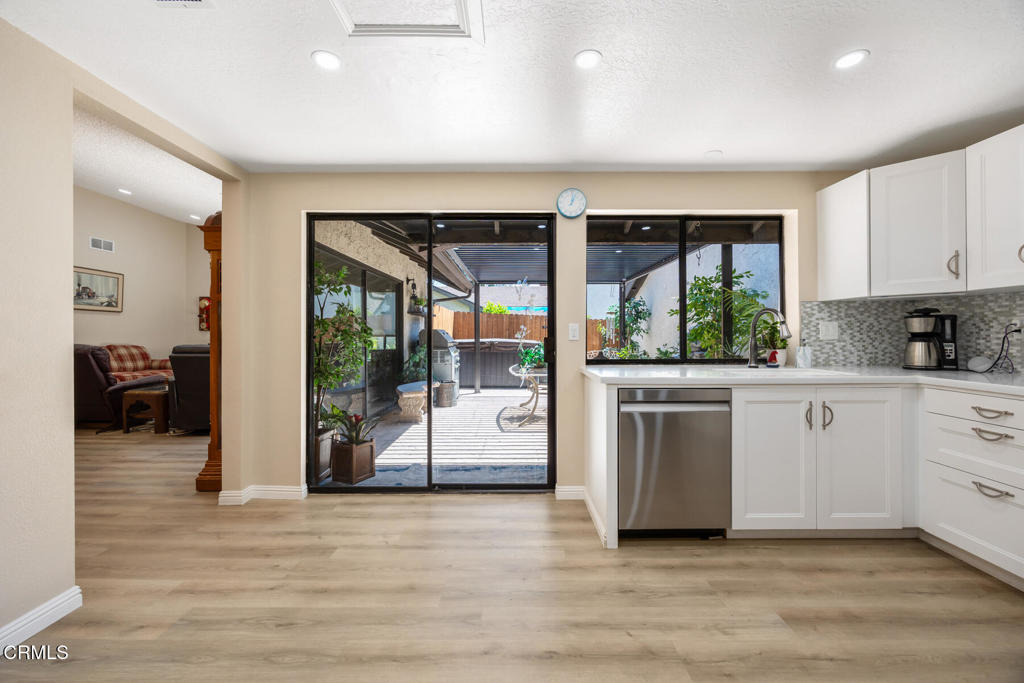 286 W Montecito Avenue K