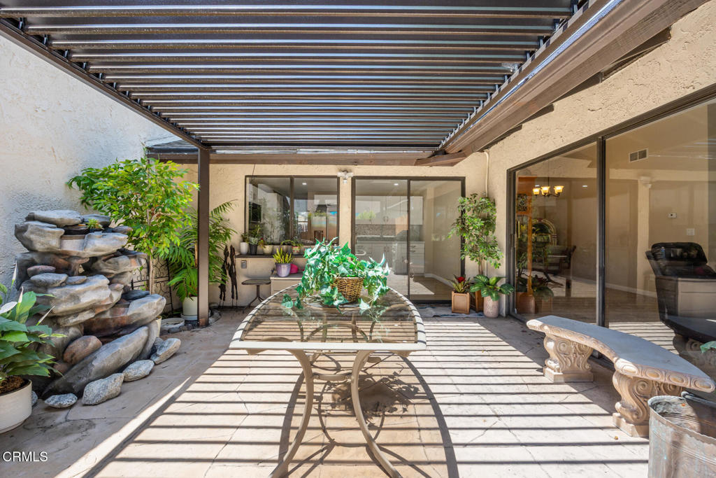 286 W Montecito Avenue K