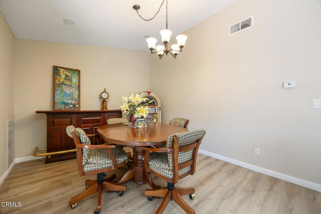 286 W Montecito Avenue K