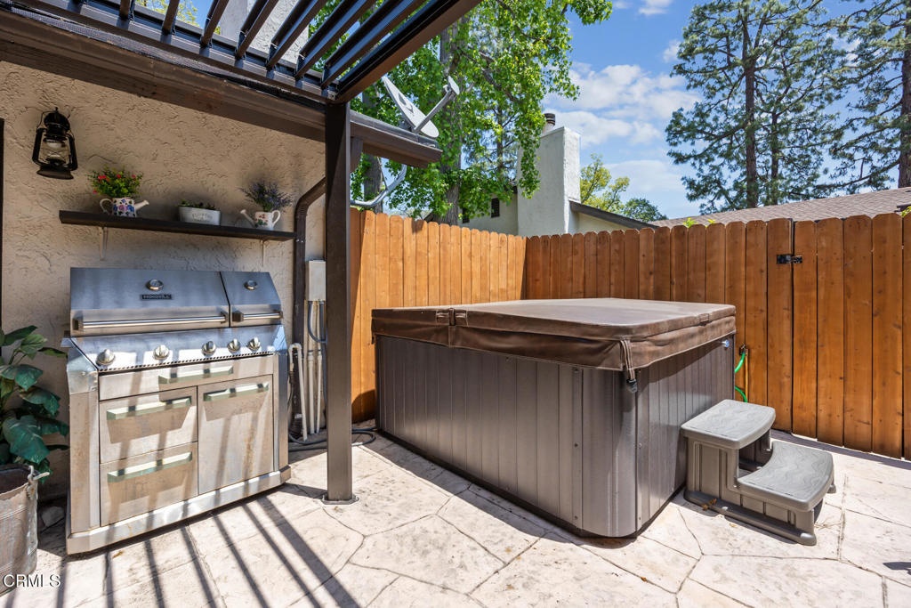 286 W Montecito Avenue K