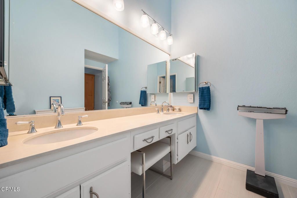 286 W Montecito Avenue K