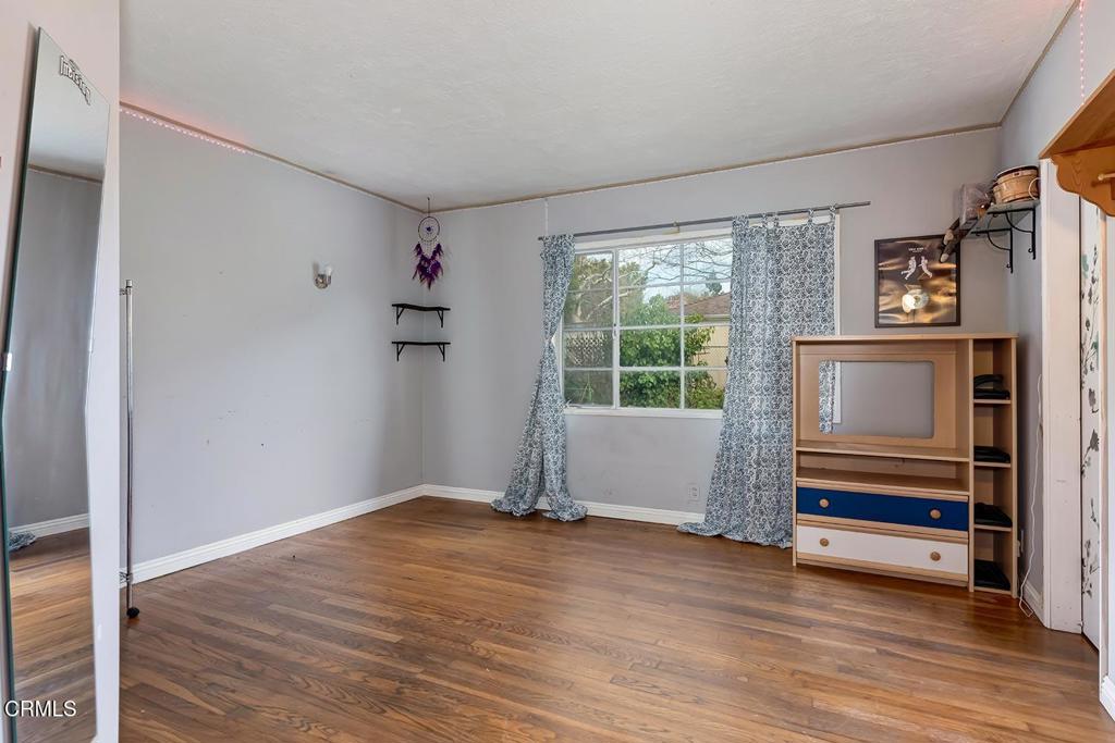 1065 Nithsdale Road