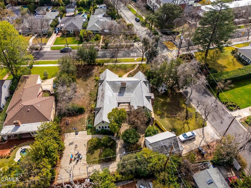 1065 Nithsdale Road