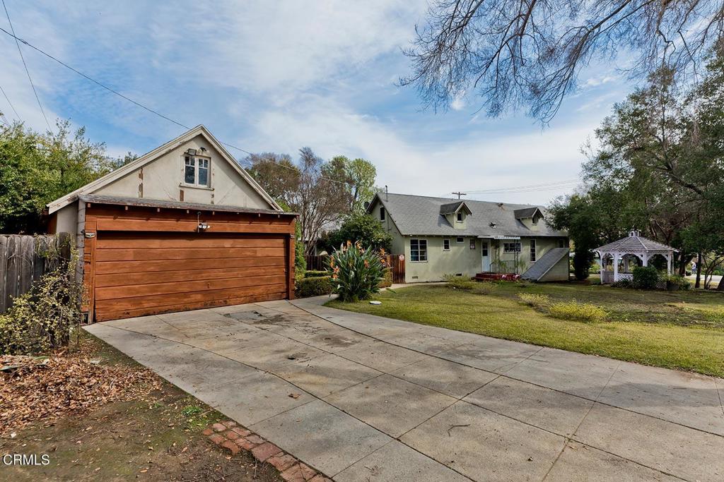 1065 Nithsdale Road