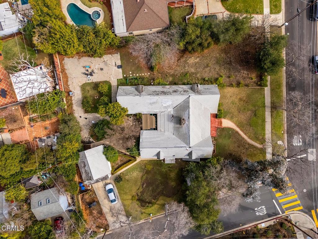 1065 Nithsdale Road