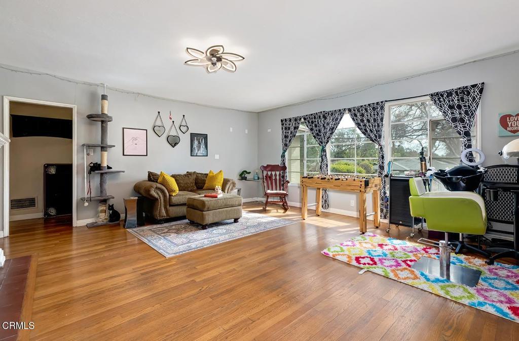 1065 Nithsdale Road