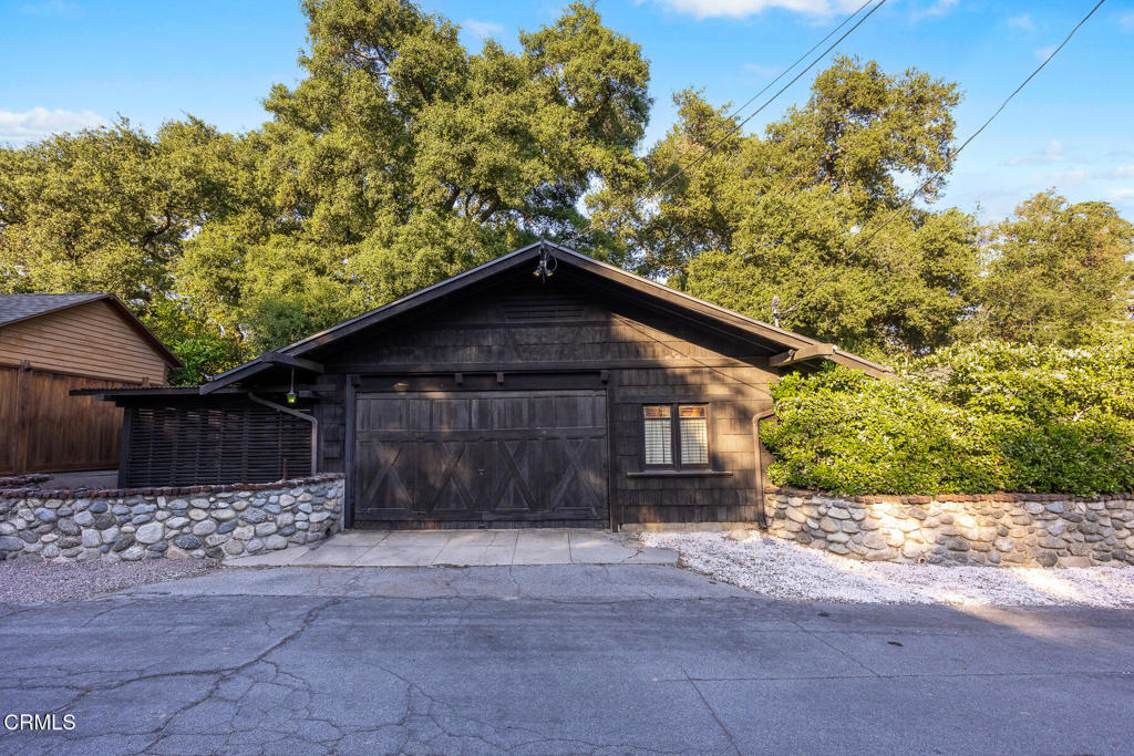 657 Prospect Boulevard