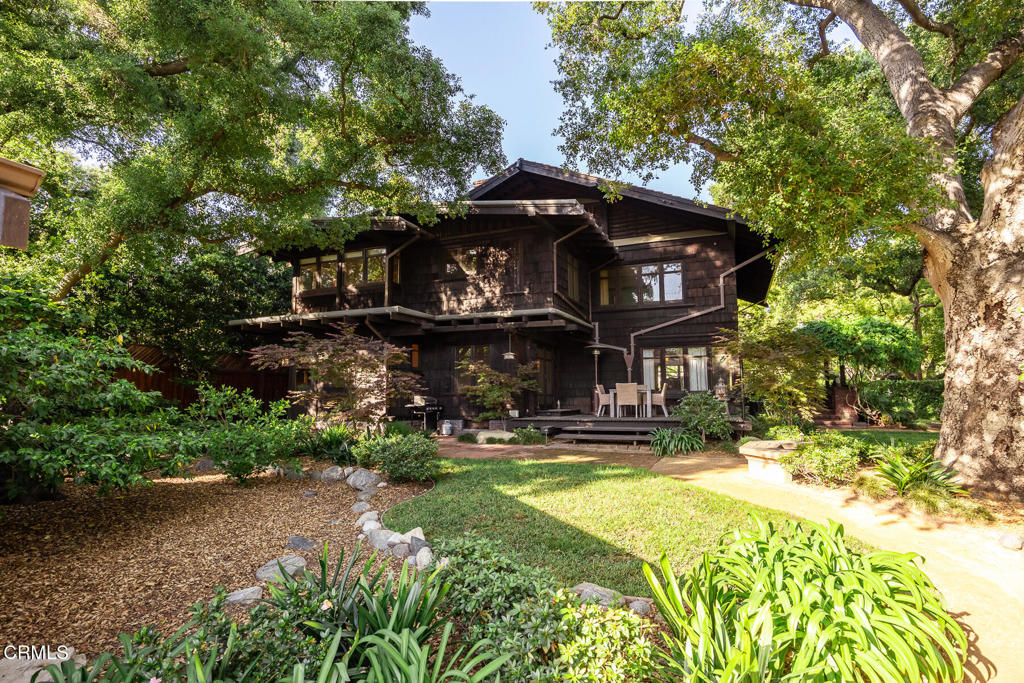 657 Prospect Boulevard