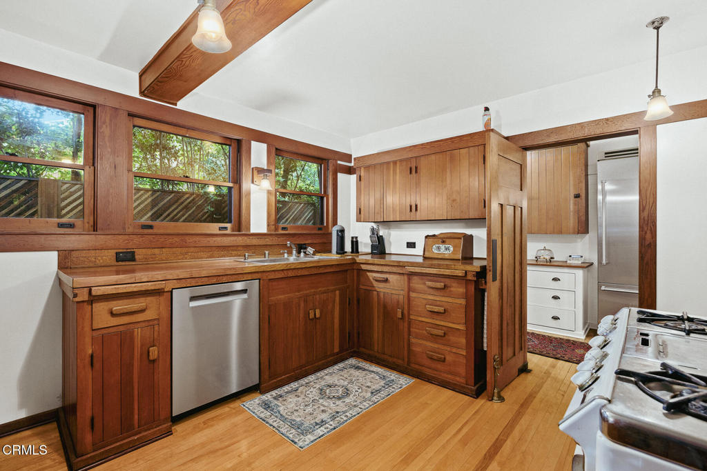 657 Prospect Boulevard