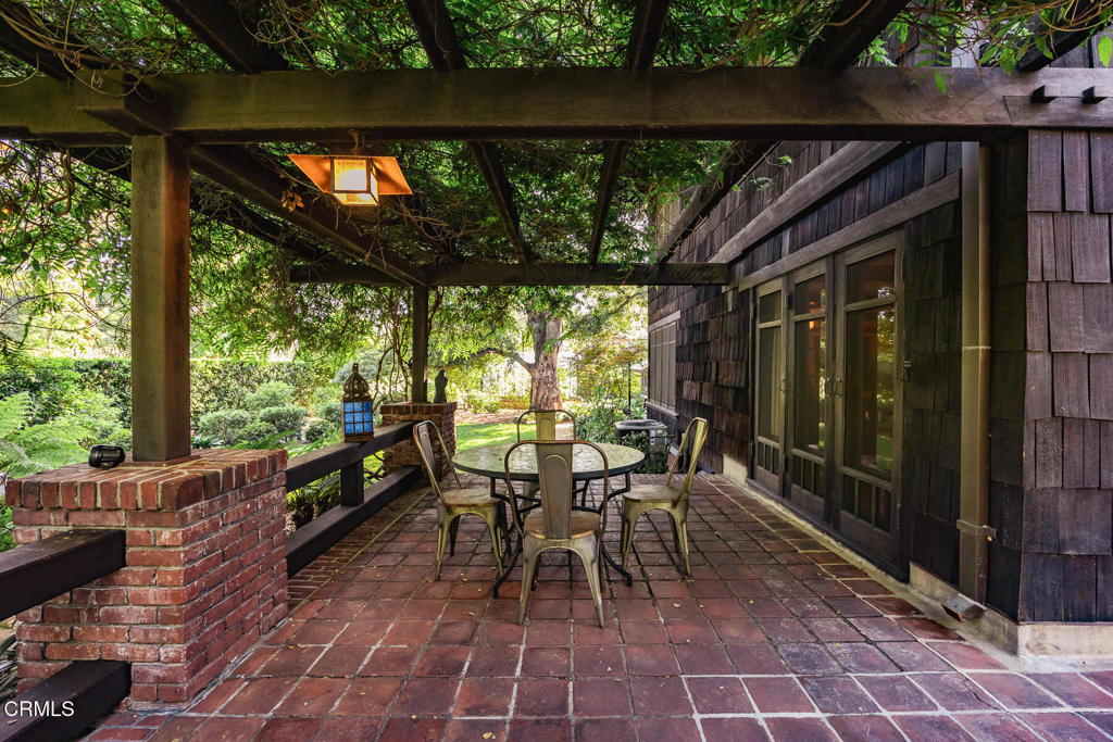 657 Prospect Boulevard