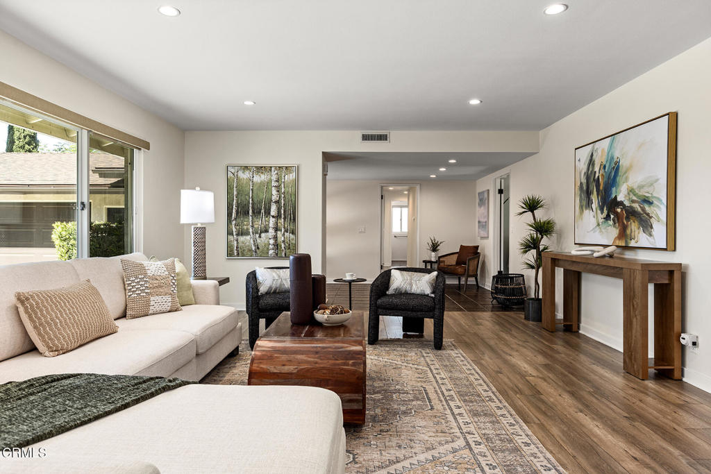 2365 Henrietta Avenue